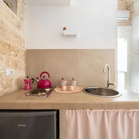 Apartment Donna Alfa By Rentbeat *