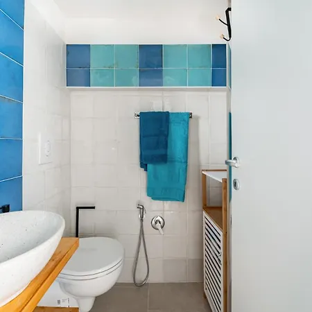 Donna Alfa By Rentbeat * أوستوني