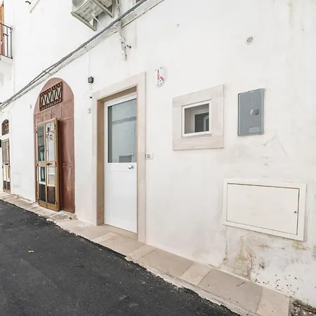 Donna Alfa By Rentbeat *